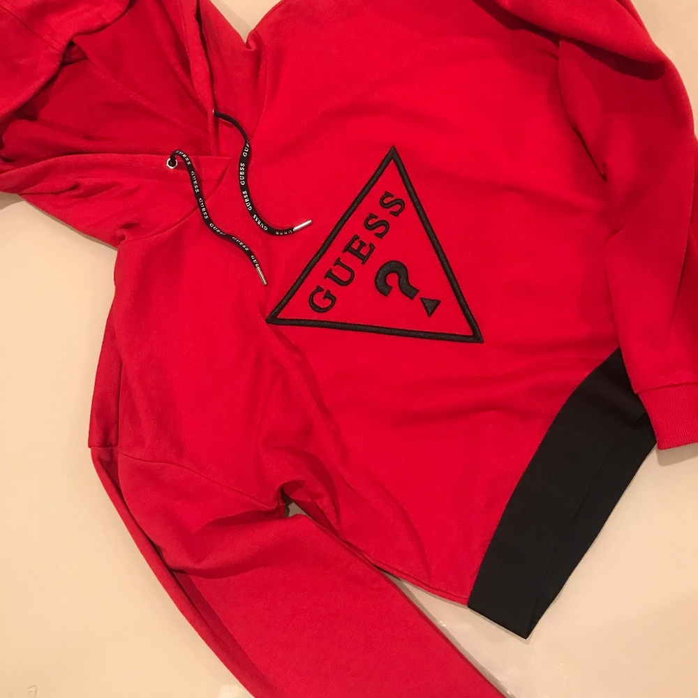 Guess hoodie women size large, new without tags